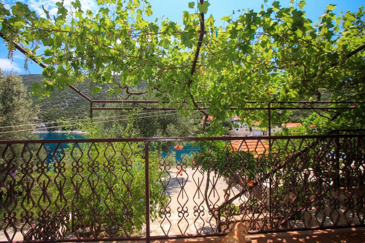 דירות Gdinj Robinson Leonardo מראה חיצוני תמונה